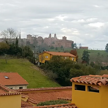 Casa Familiar En El Centro De